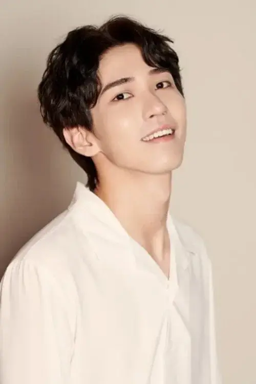 Xie Yiqiaoyang